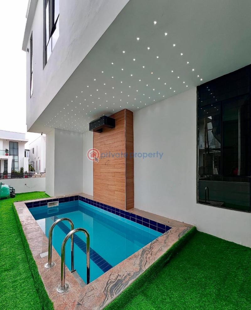 5 bedroom Duplex For Sale 2nd Toll Gate Along Lekki Expressway Lagos - 14