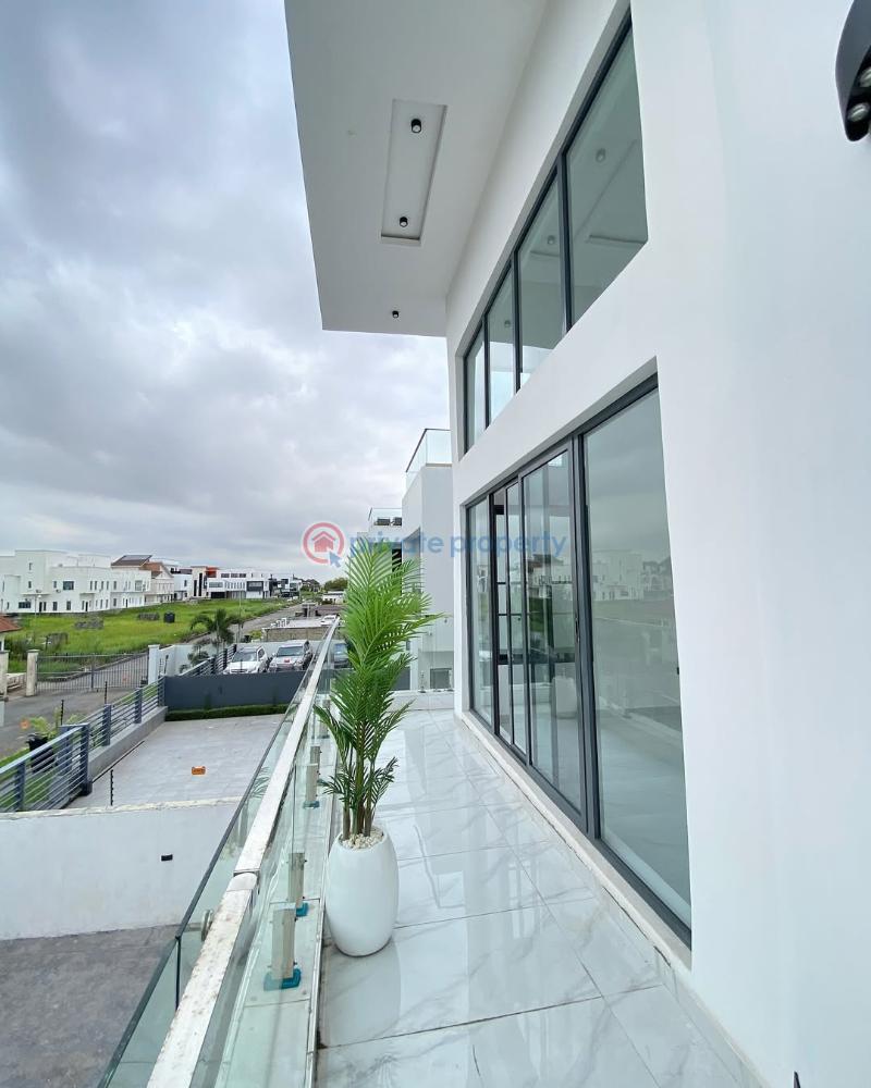 5 bedroom Detached Duplex For Sale Pinnock Beach Estate Osapa Lekki Lagos - 19