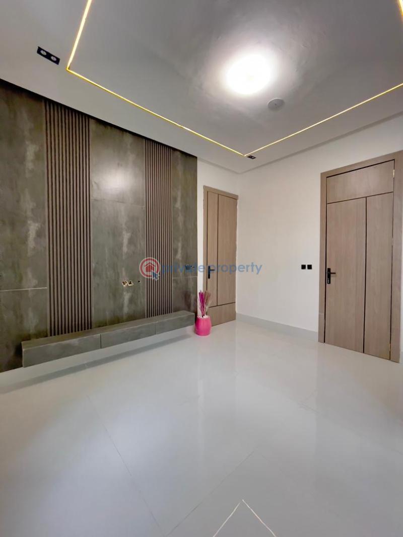 5 bedroom Detached Duplex For Sale Chevron Drive Lekki Lagos - 1