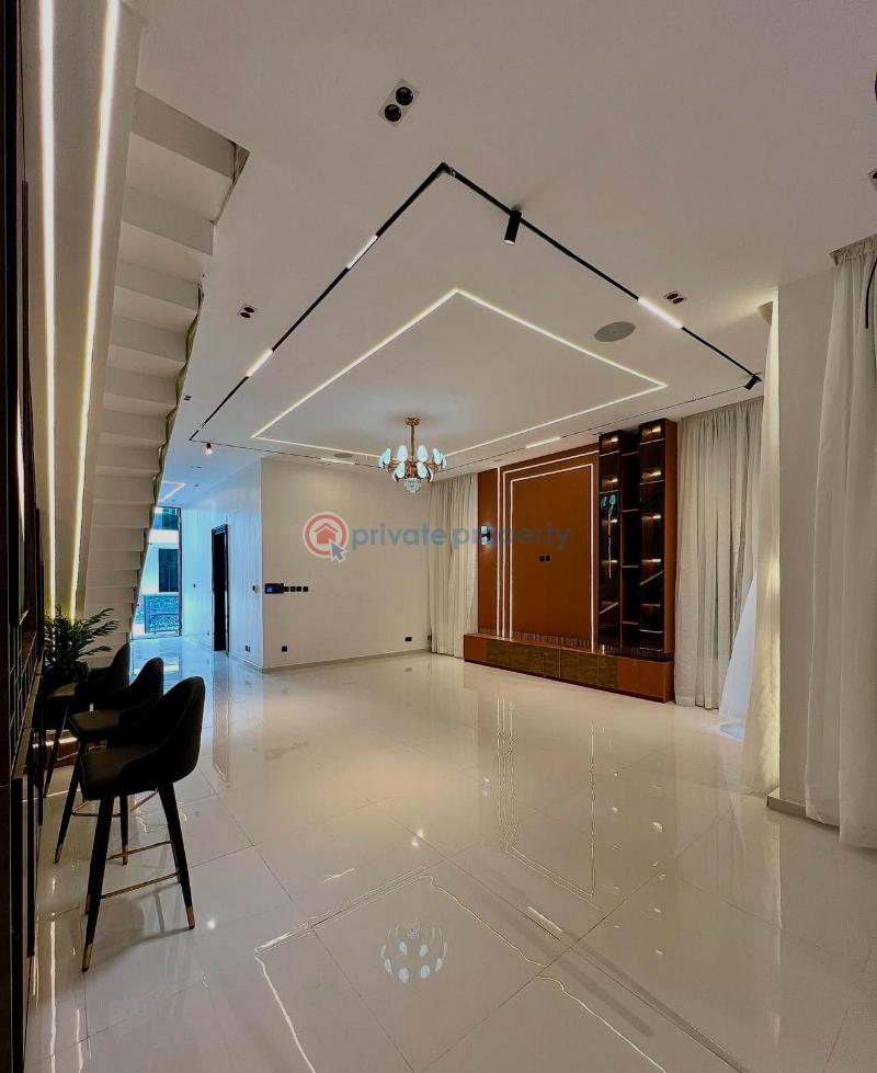 5 bedroom Duplex For Sale 2nd Toll Gate Along Lekki Expressway Lagos - 4