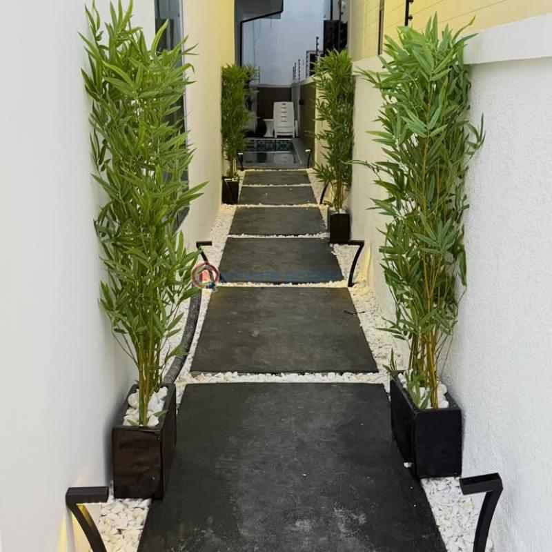 5 bedroom Detached Duplex For Sale Orichid Road Lafiaji Lekki Lagos - 2