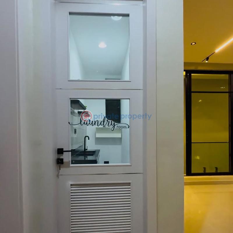 5 bedroom Detached Duplex For Sale Orichid Road Lafiaji Lekki Lagos - 10