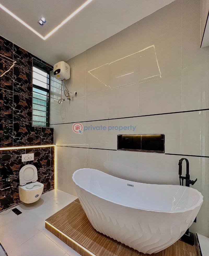 5 bedroom Duplex For Sale 2nd Toll Gate Along Lekki Expressway Lagos - 12