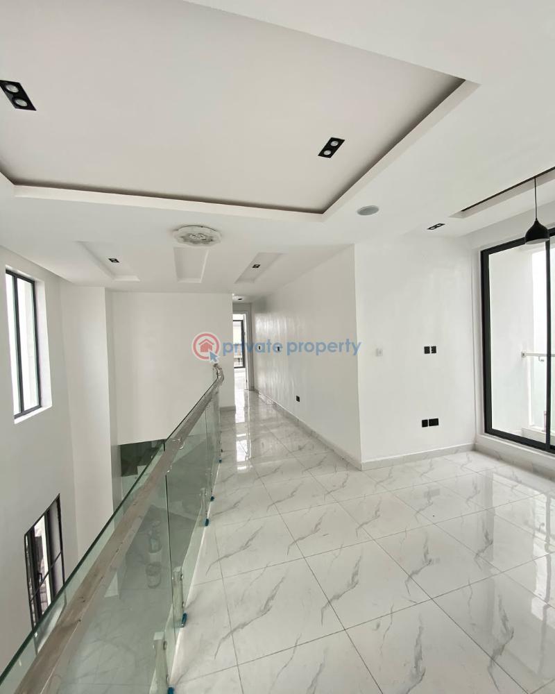5 bedroom Detached Duplex For Sale Pinnock Beach Estate Osapa Lekki Lagos - 11