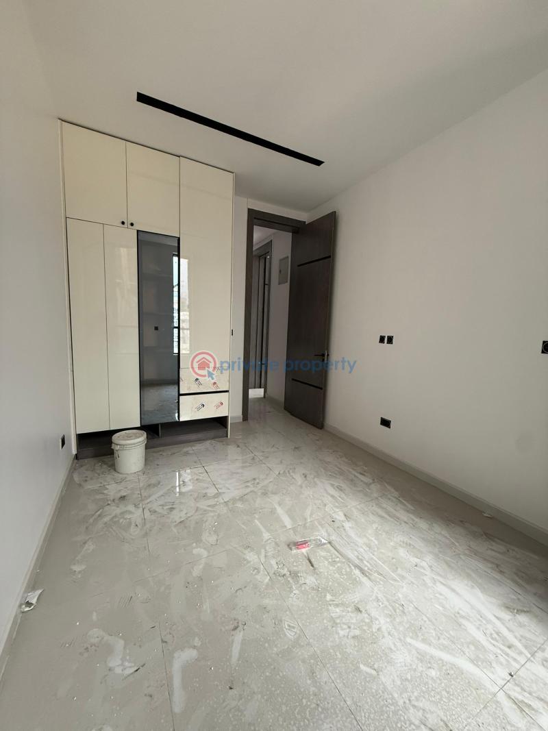 5 bedroom Duplex For Sale Chevron Drive Lekki Lagos - 2