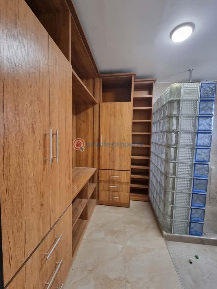 5 bedroom Detached Duplex For Sale Sunmola Streer Mende Maryland Lagos - 4