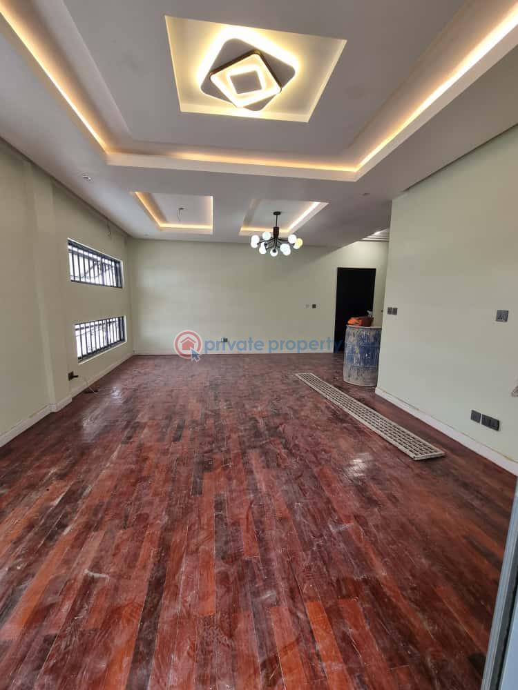5 bedroom Detached Duplex For Sale Sunmola Streer Mende Maryland Lagos - 12