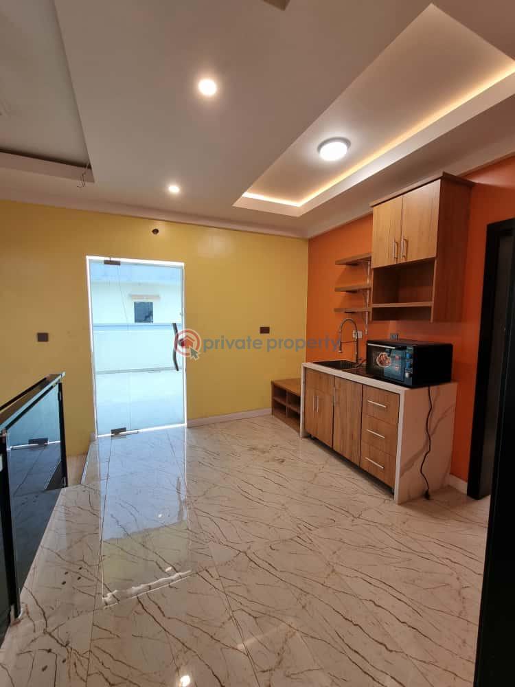 5 bedroom Detached Duplex For Sale Sunmola Streer Mende Maryland Lagos - 6