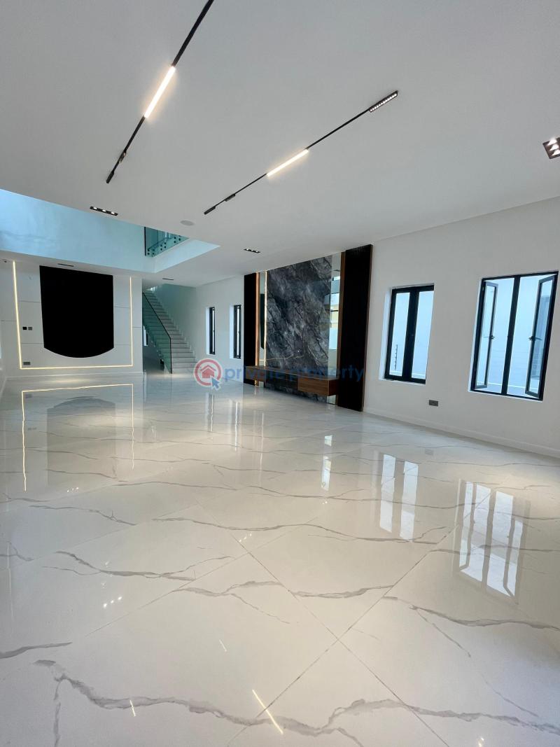 5 bedroom Detached Duplex For Sale Chevron Drive Lekki Lagos - 0