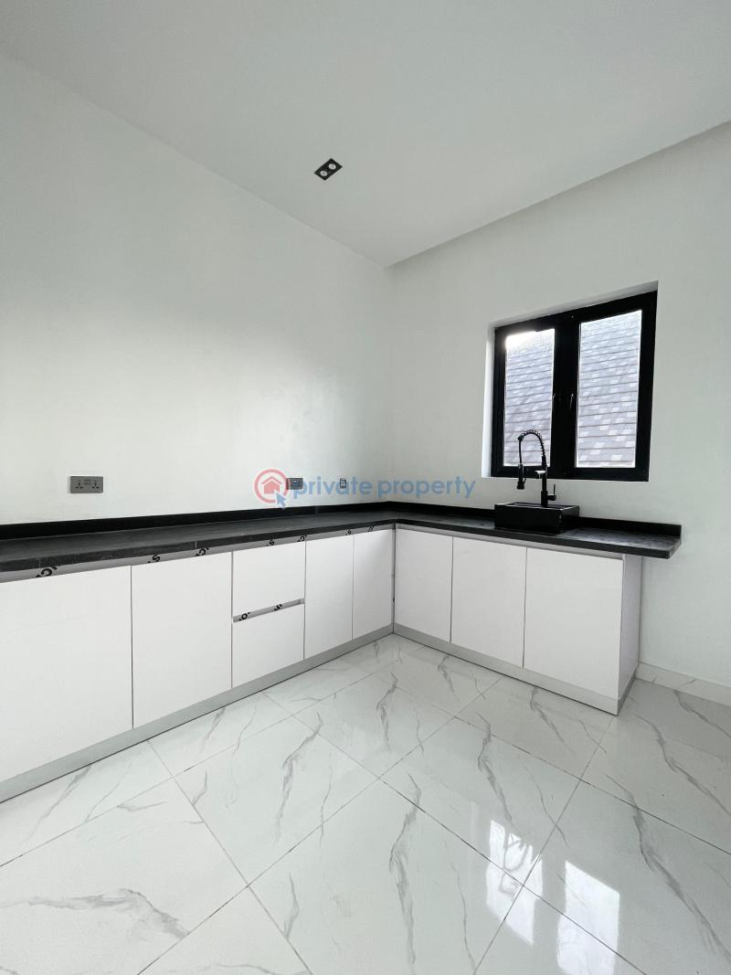 5 bedroom Detached Duplex For Sale Chevron Drive Lekki Lagos - 9