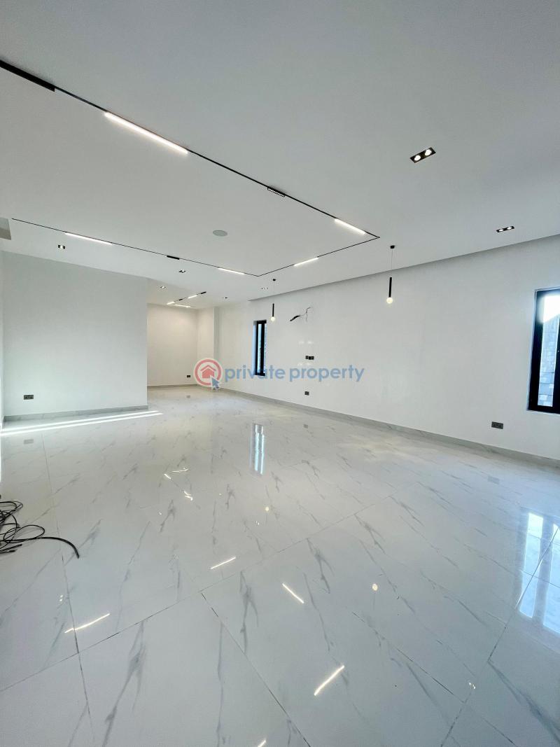 5 bedroom Detached Duplex For Sale Chevron Drive Lekki Lagos - 3