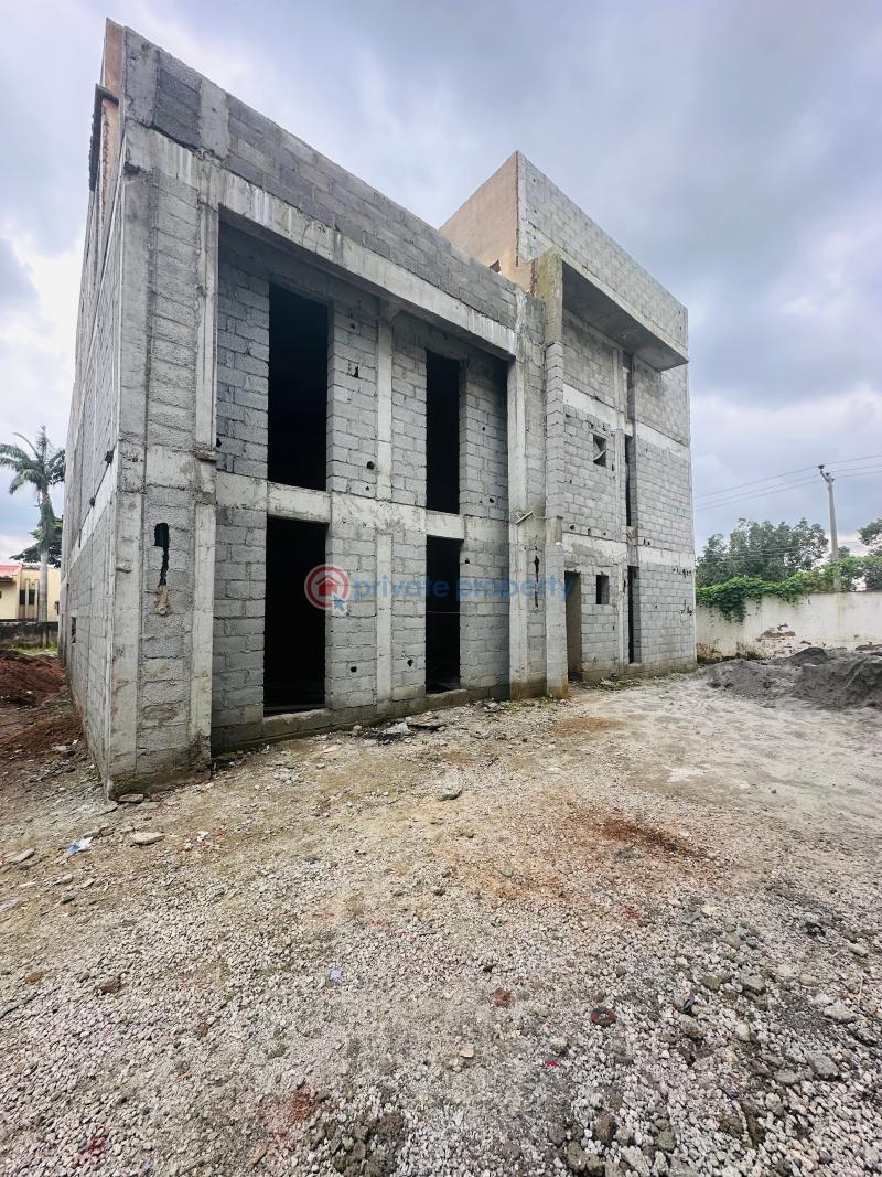 5 bedroom Detached Duplex For Sale Maitama Abuja Phase 1  - 1