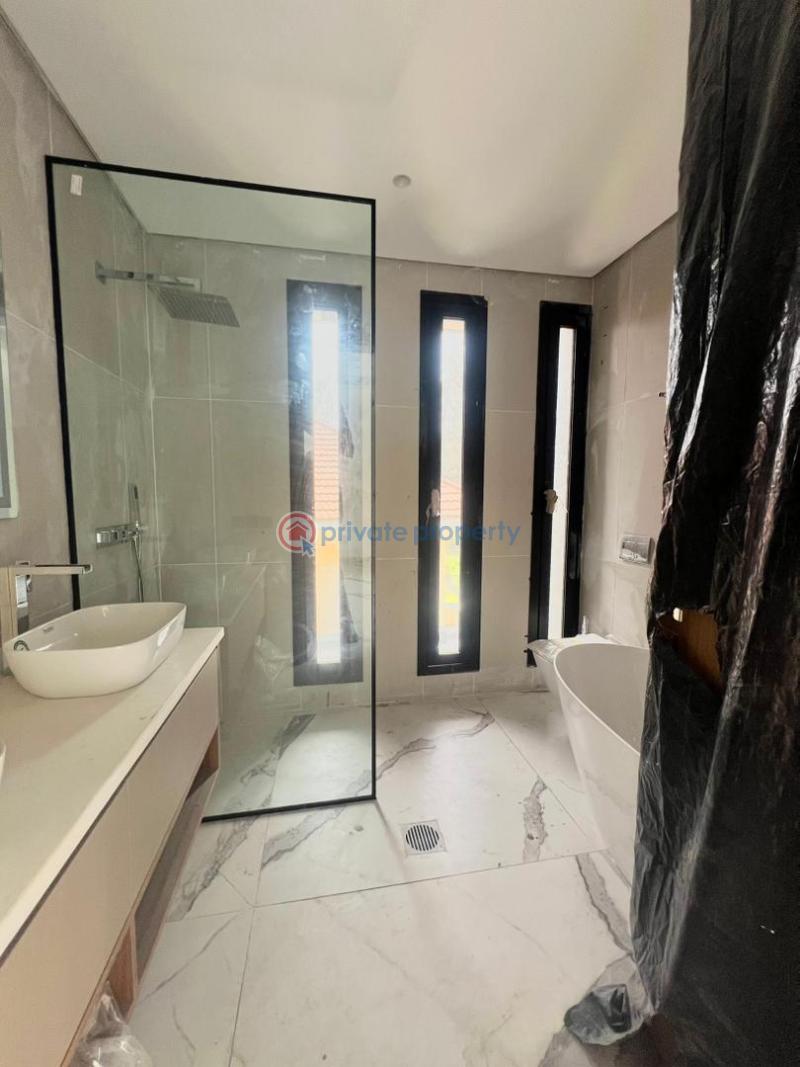 5 bedroom Detached Duplex For Sale Banana Island Ikoyi Lagos - 12
