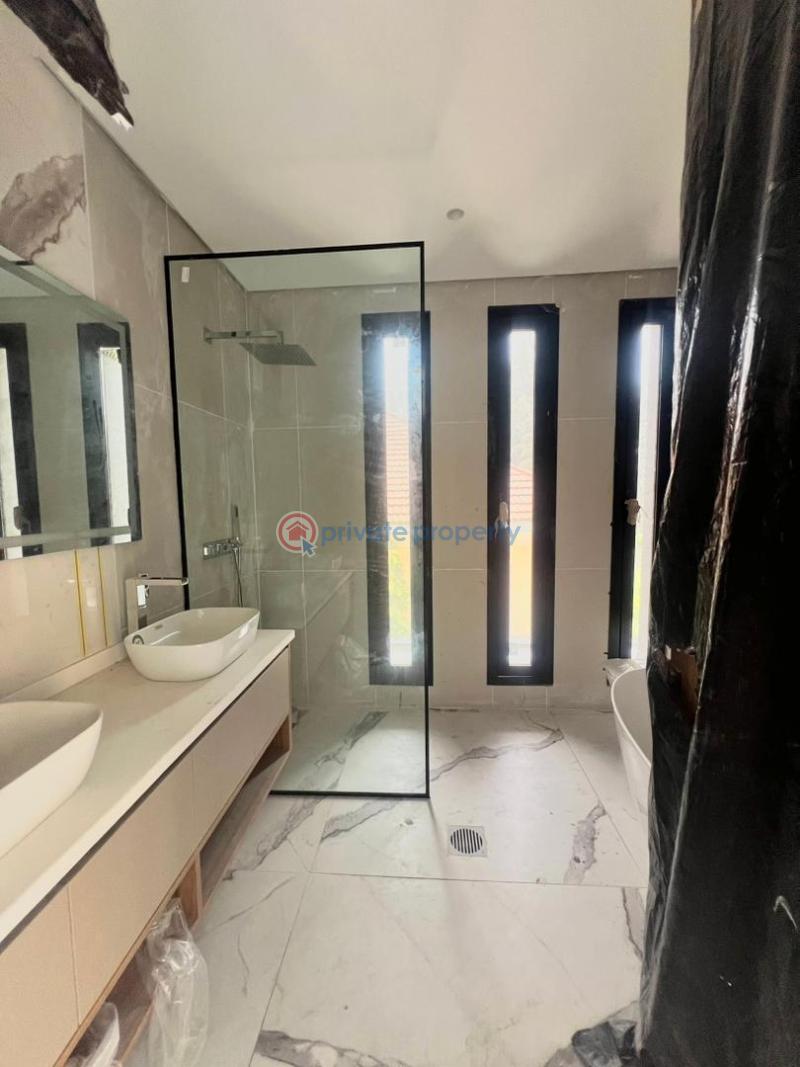 5 bedroom Detached Duplex For Sale Banana Island Ikoyi Lagos - 13