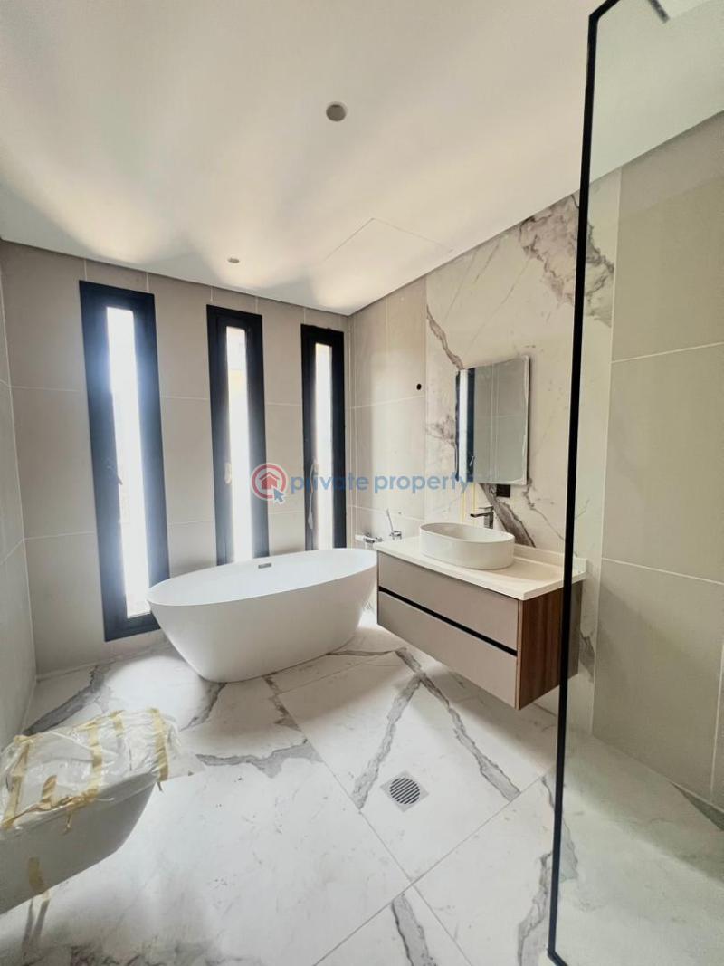 5 bedroom Detached Duplex For Sale Banana Island Ikoyi Lagos - 9