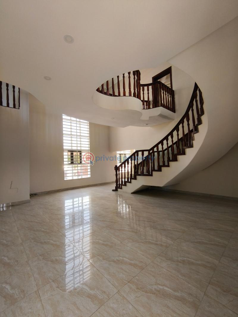 5 bedroom Duplex For Sale Lakeview Estate, Orchid Lafiaji Lekki Lagos - 9
