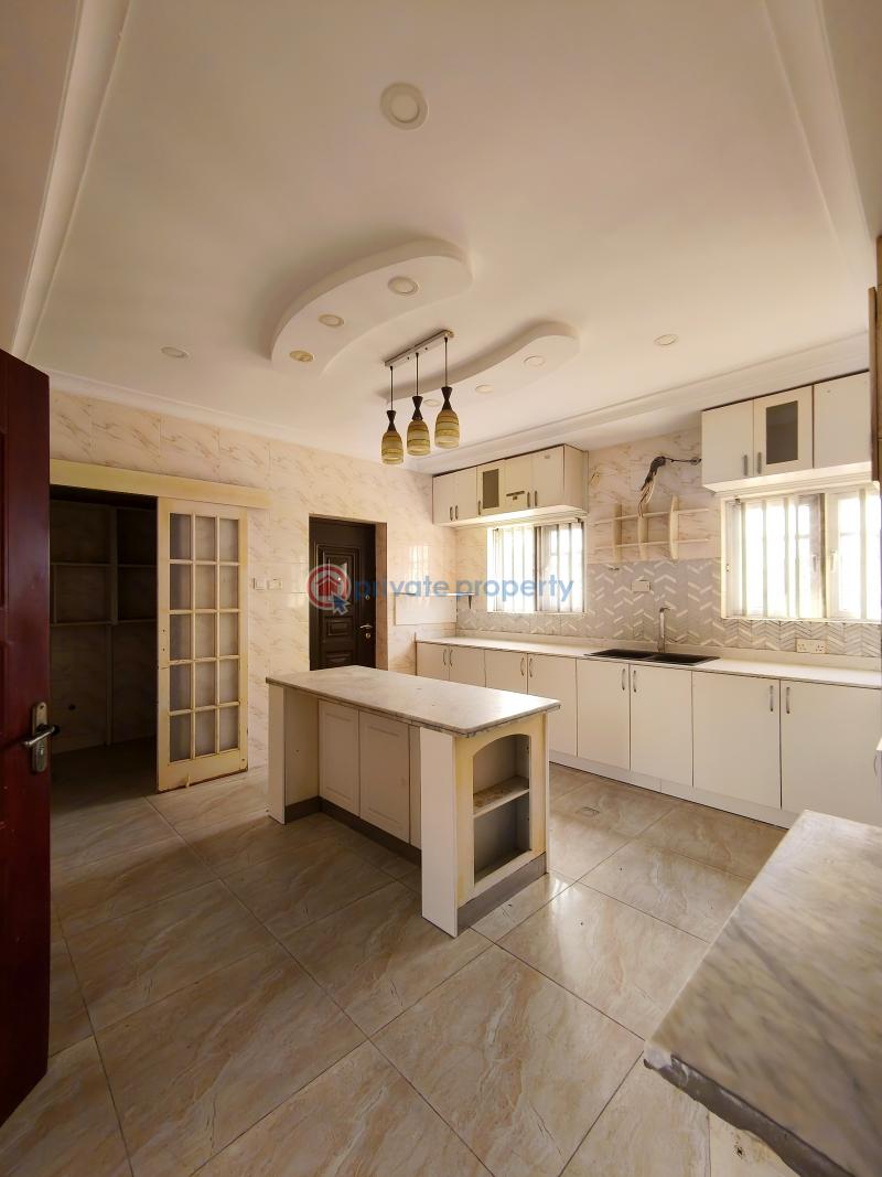 5 bedroom Duplex For Sale Lakeview Estate, Orchid Lafiaji Lekki Lagos - 7