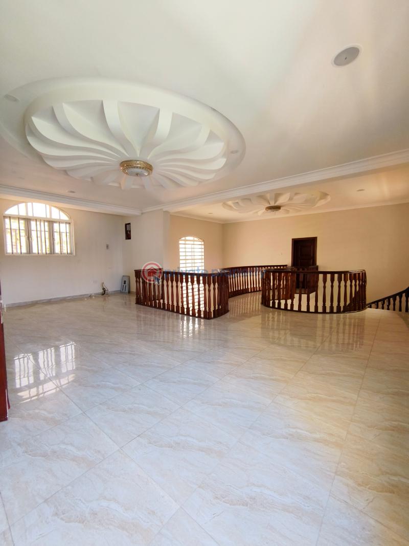 5 bedroom Duplex For Sale Lakeview Estate, Orchid Lafiaji Lekki Lagos - 24
