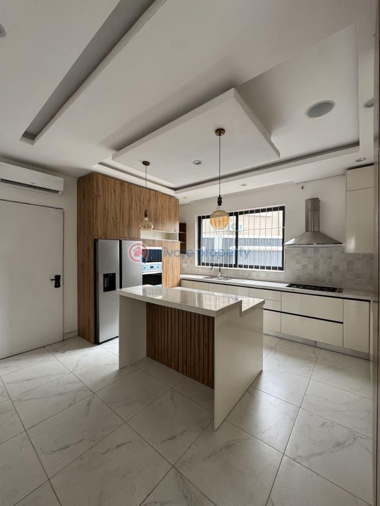 5 bedroom House For Sale Lekki Phase 1 Lagos - 2