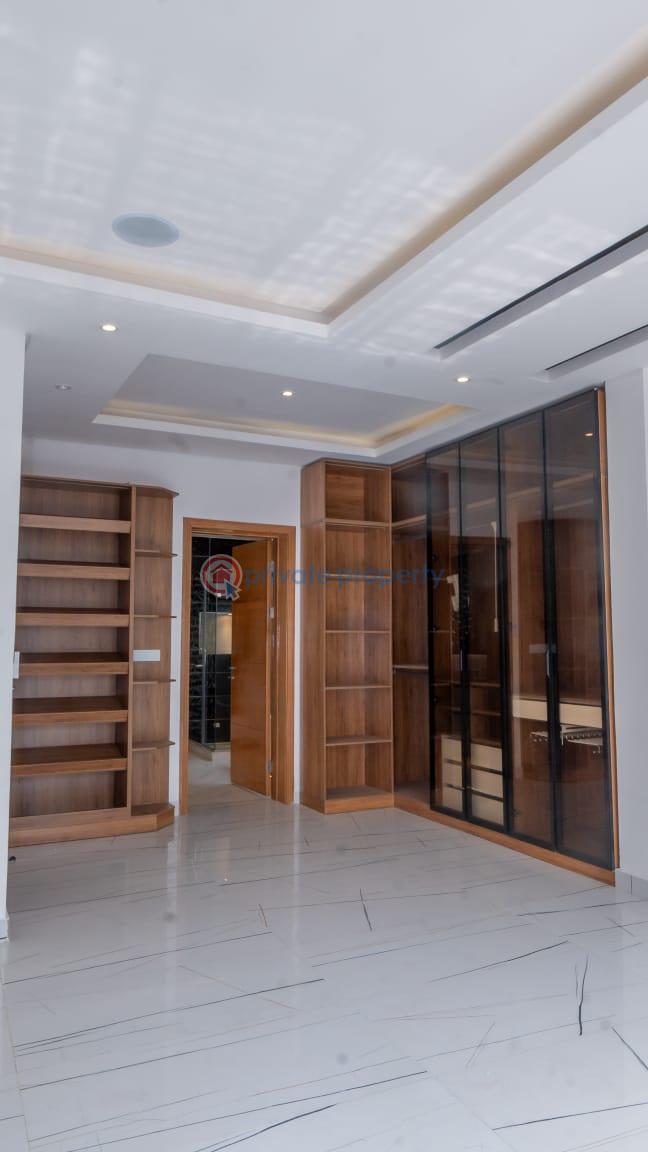 5 bedroom Detached Duplex For Sale Lekki Phase 1 Lagos - 1