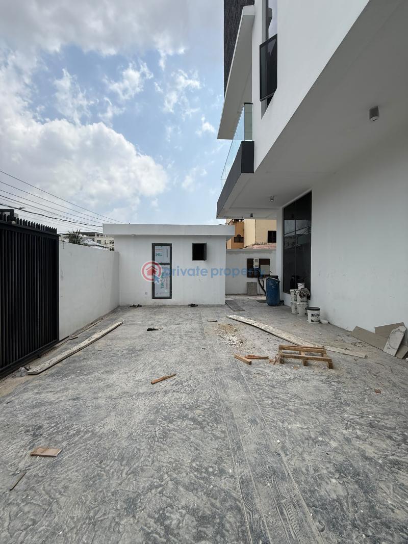 5 bedroom Detached Duplex For Sale Lekki Phase 1 Lagos - 2
