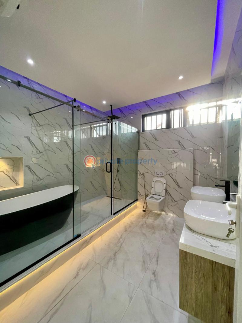 5 bedroom Detached Duplex For Sale Lekki County Ikota Lekki Lagos - 13