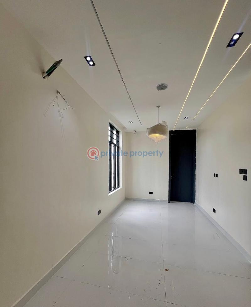 5 bedroom Detached Duplex For Sale Secure Estate At 2nd Tollgate Lekki Lekki Lagos - 9