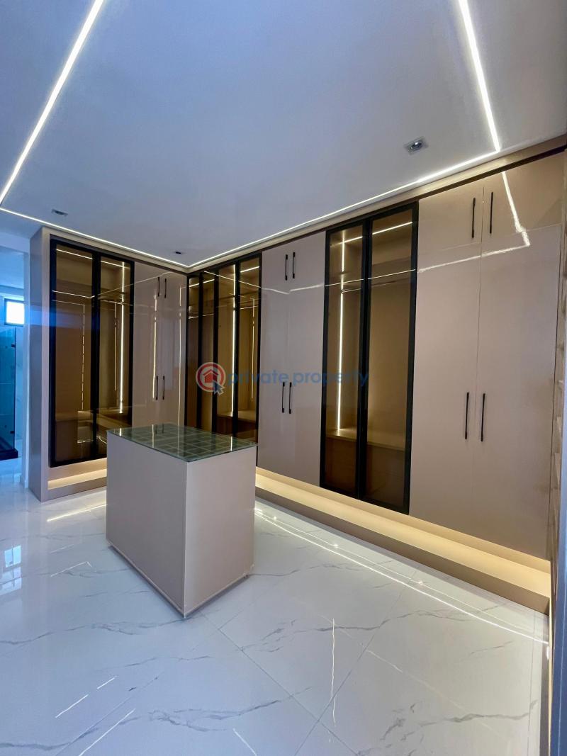 5 bedroom Detached Duplex For Sale Victoria Garden City Lekki Lagos - 13