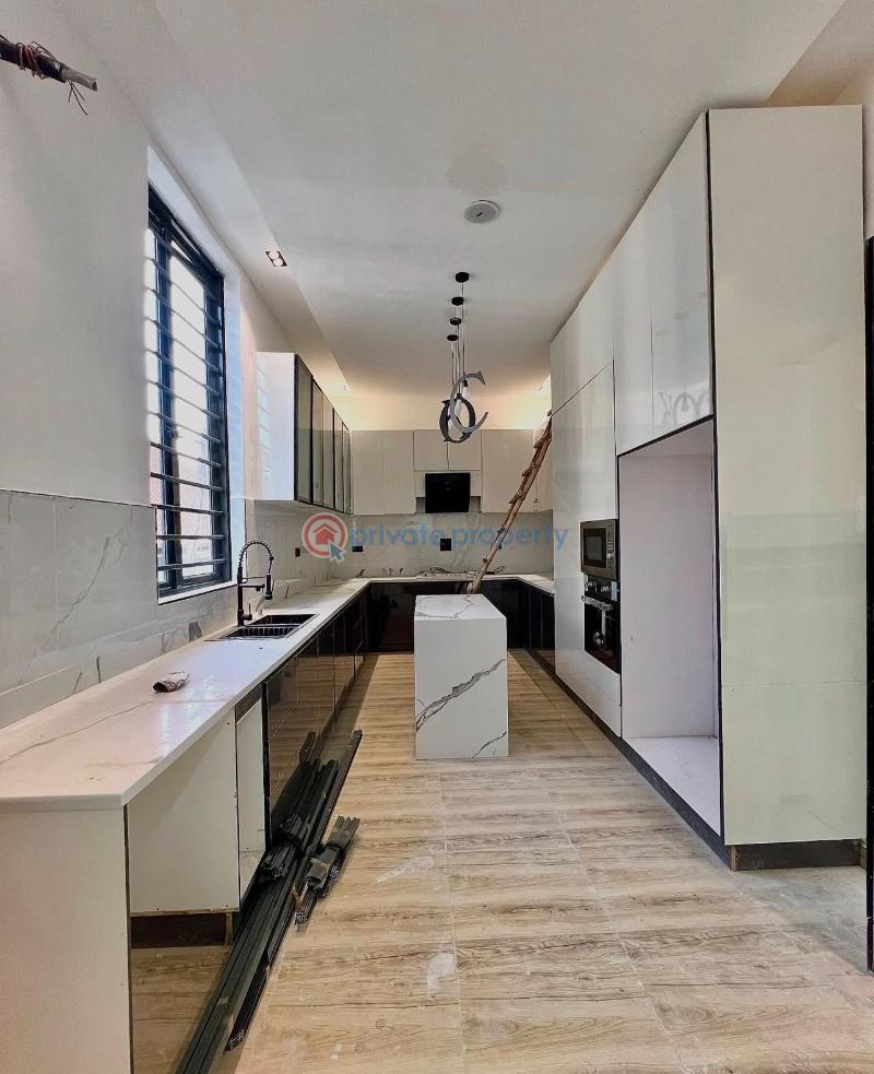 5 bedroom Detached Duplex For Sale Idado Lekki Lagos - 3