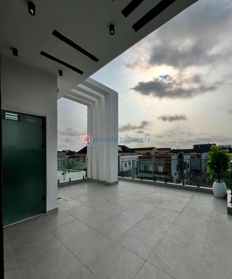 5 bedroom Detached Duplex For Sale 2nd Tollgate Lekki Along Lekki Expressway Lagos - 16