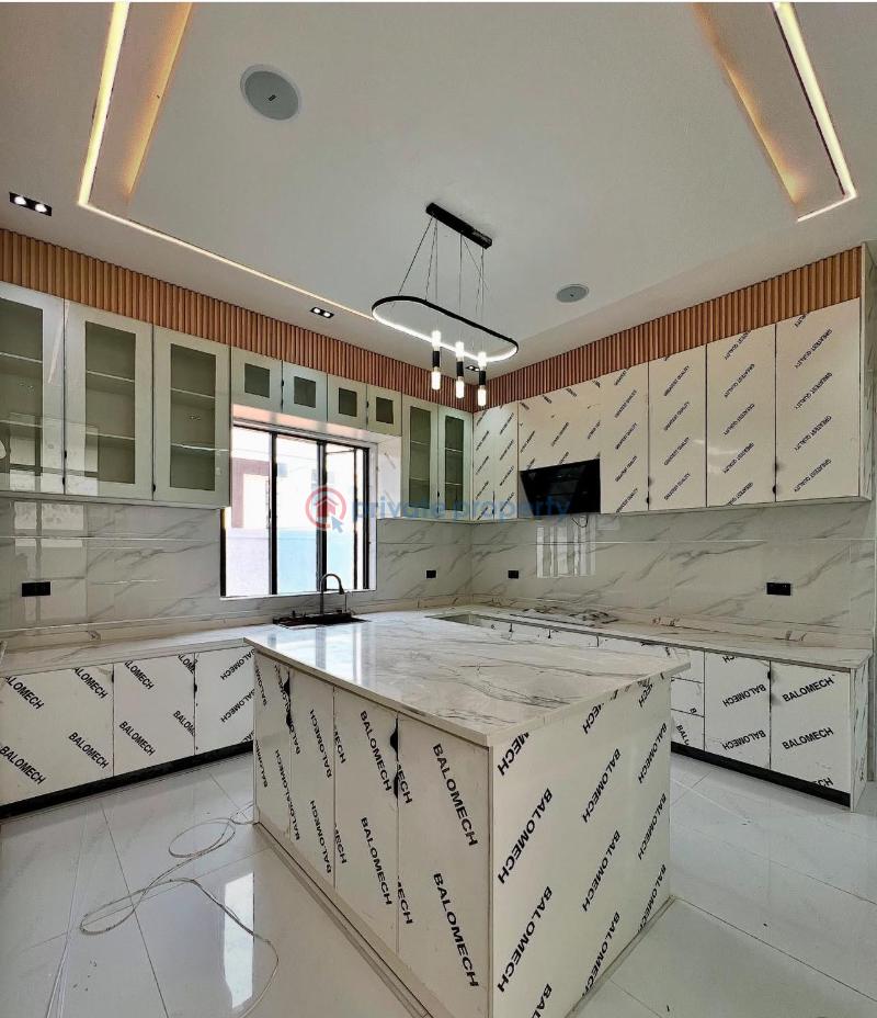 5 bedroom Detached Duplex For Sale Chevron Drive Lekki Lagos - 5