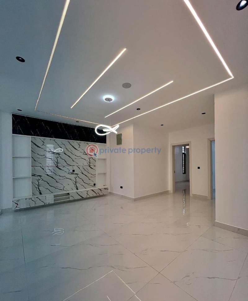 5 bedroom Detached Duplex For Sale 2nd Tollgate Lekki Along Lekki Expressway Lagos - 9