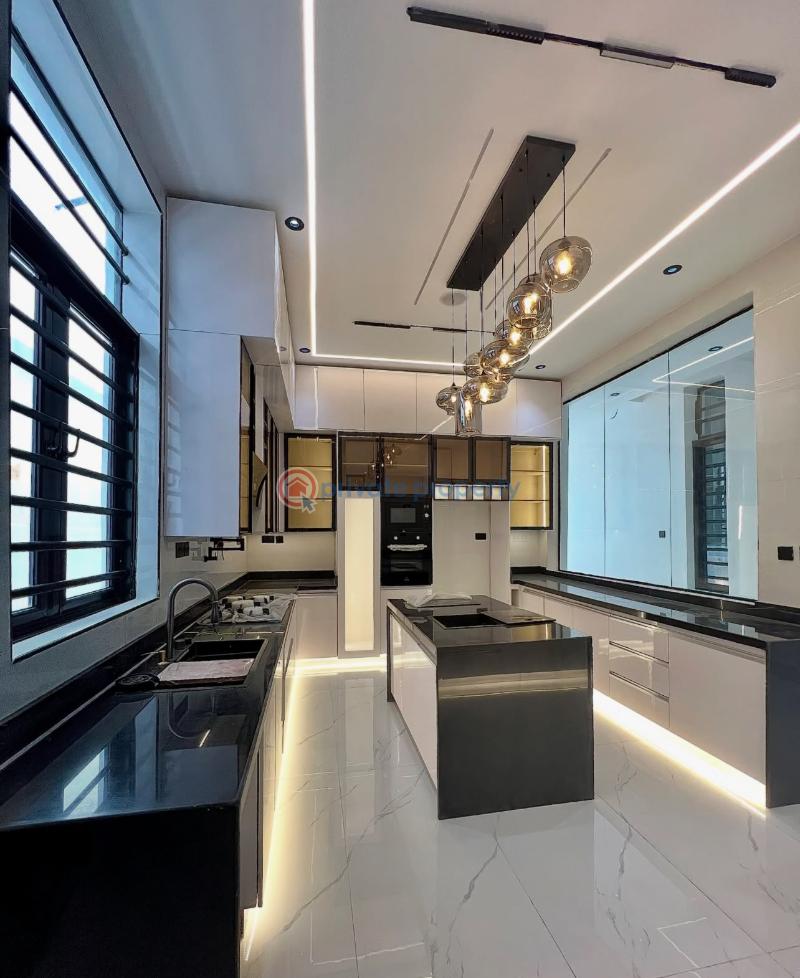 5 bedroom Detached Duplex For Sale 2nd Tollgate Lekki Along Lekki Expressway Lagos - 4