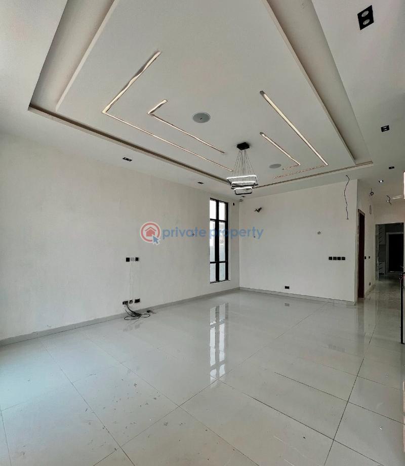 5 bedroom Detached Duplex For Sale Chevron Drive Lekki Lagos - 2