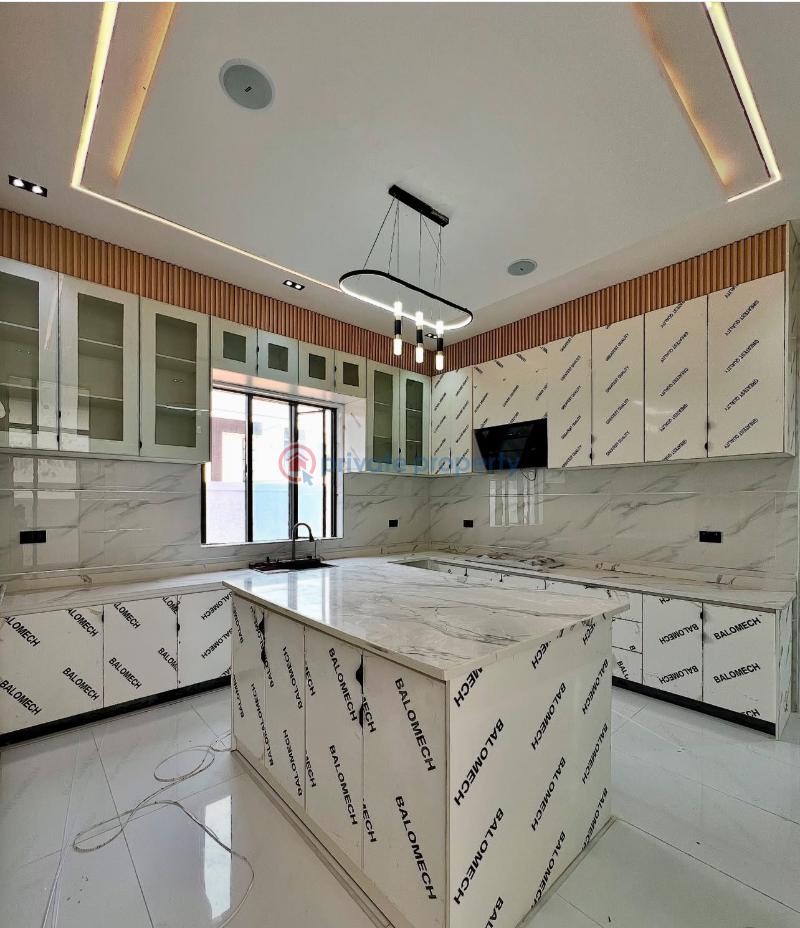 5 bedroom Detached Duplex For Sale Chevron Drive Lekki Lagos - 5