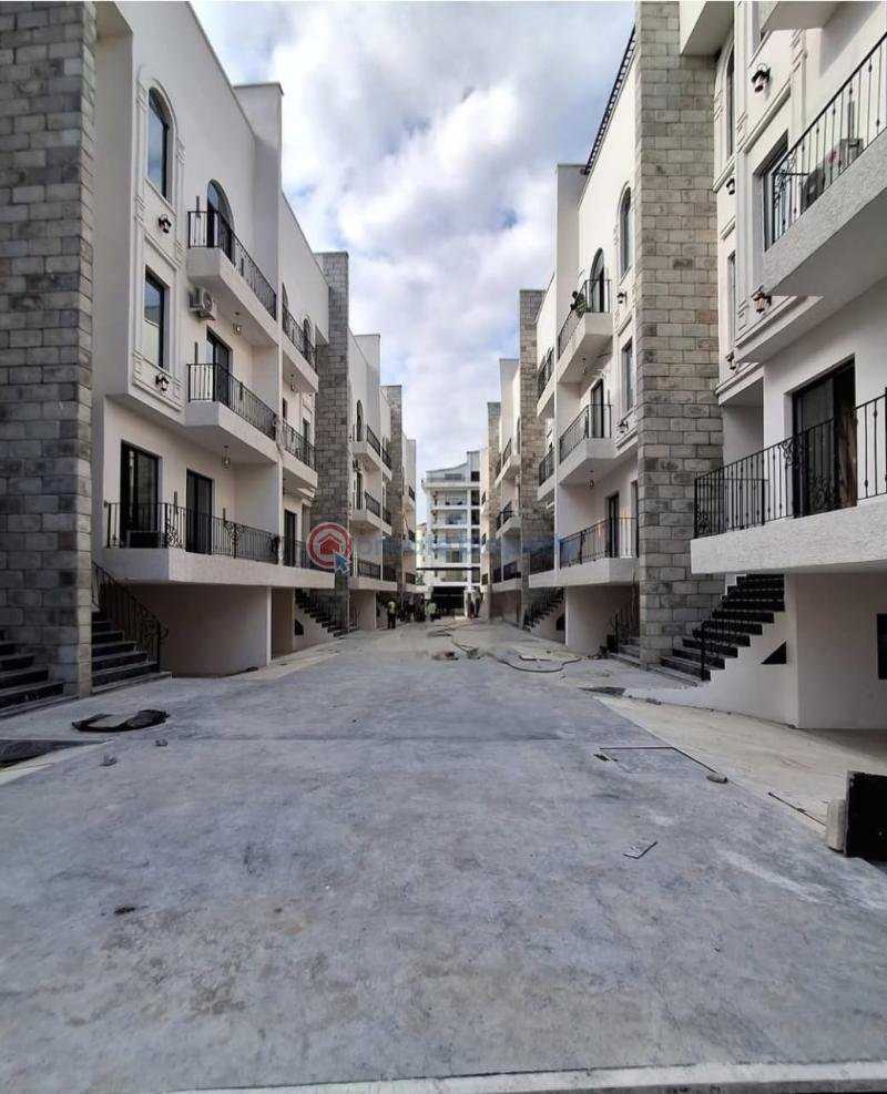 5 bedroom Townhouse For Sale Old Ikoyi Lagos - 1