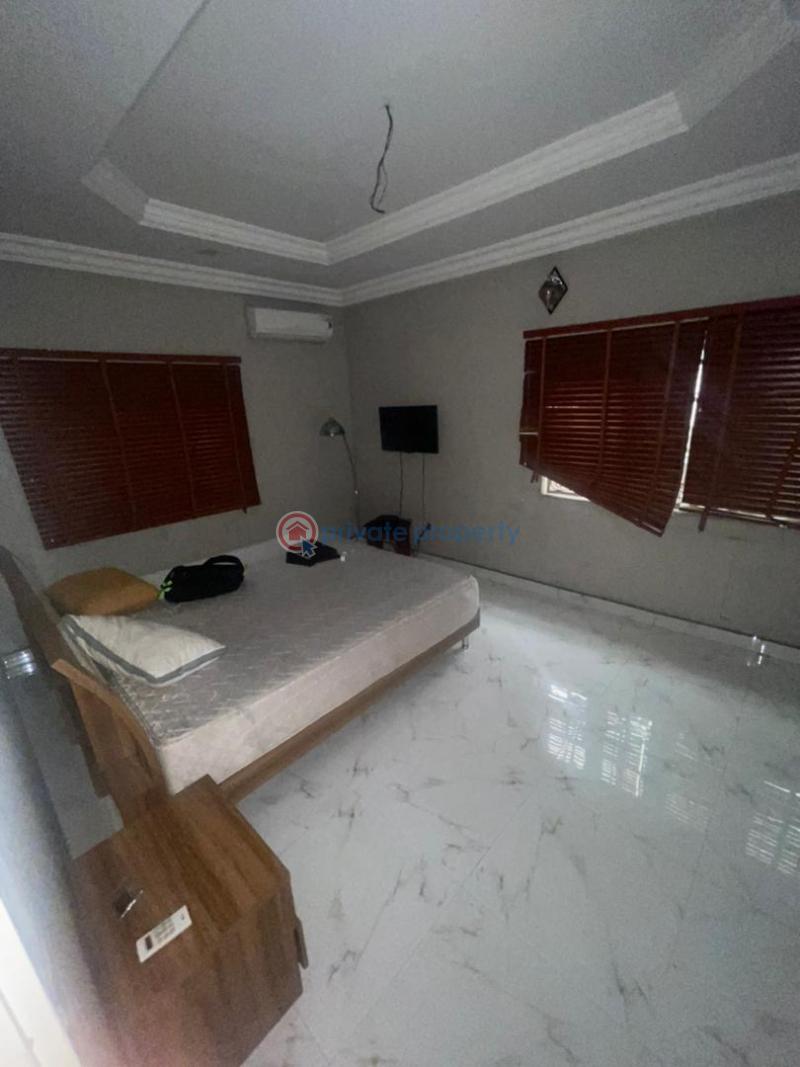 8 bedroom Maisonette For Sale No 3 Jamabo Close / Royal Palm Estate Trans Amadi Port Harcourt Rivers - 11