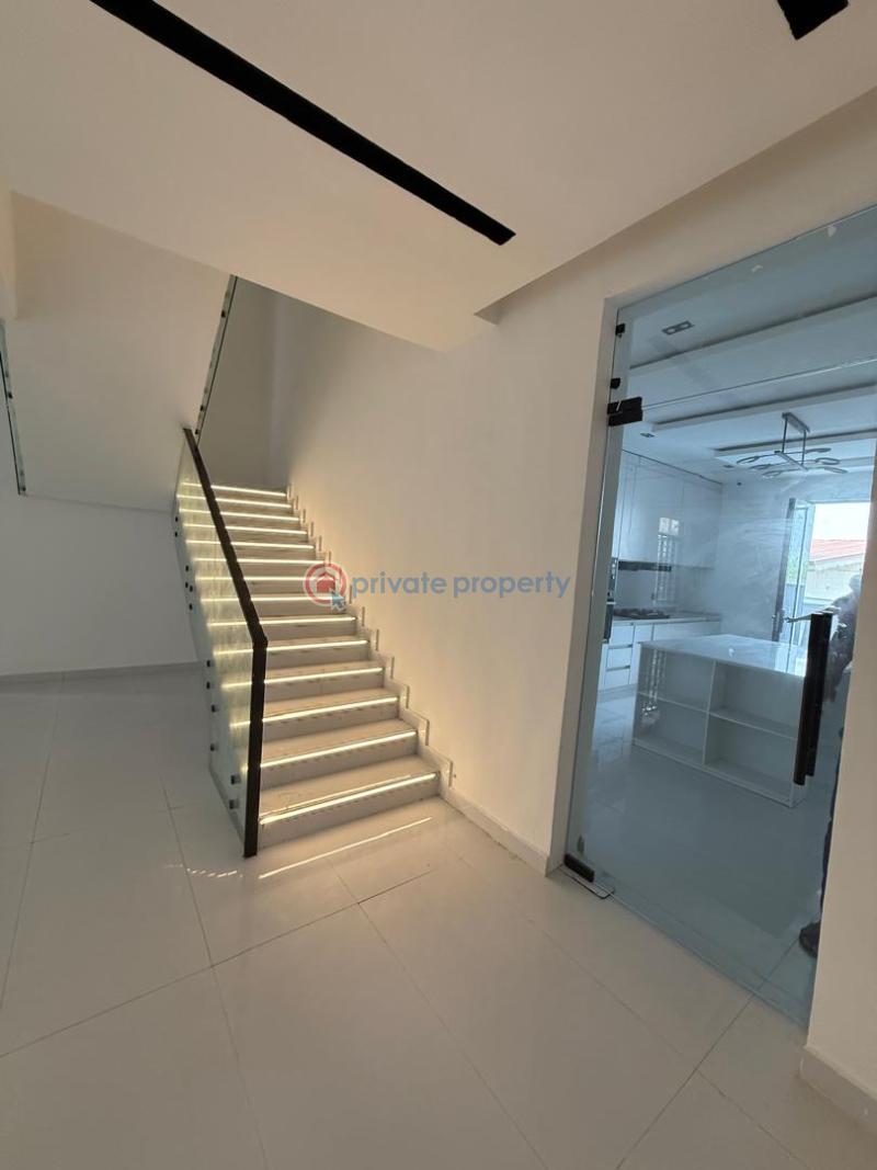 5 bedroom Detached Duplex For Sale Orchid Road Chevron Drive Lekki Lagos - 4