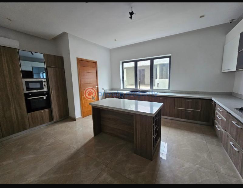 5 bedroom Detached Duplex For Sale Banana Island Ikoyi Lagos - 21