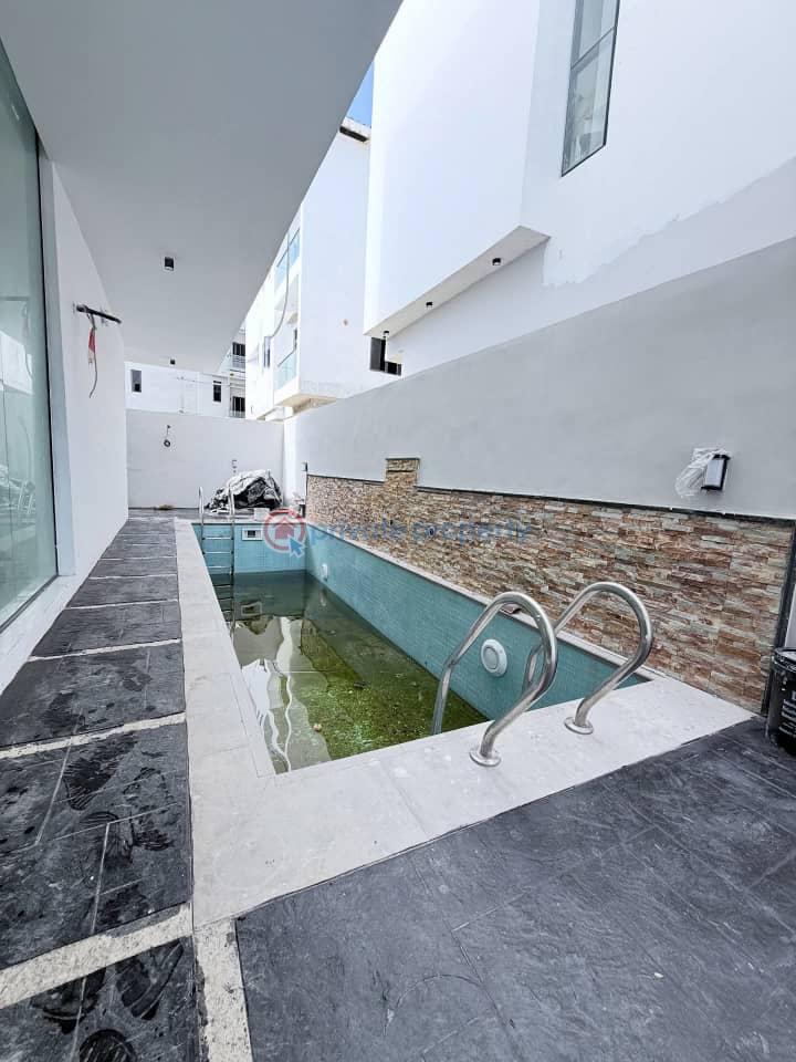Luxury 5-bedroom  magnificent fully detached duplex - 1 5 bedroom Detached Duplex For Sale Lekki Phase 1 Lagos - 1