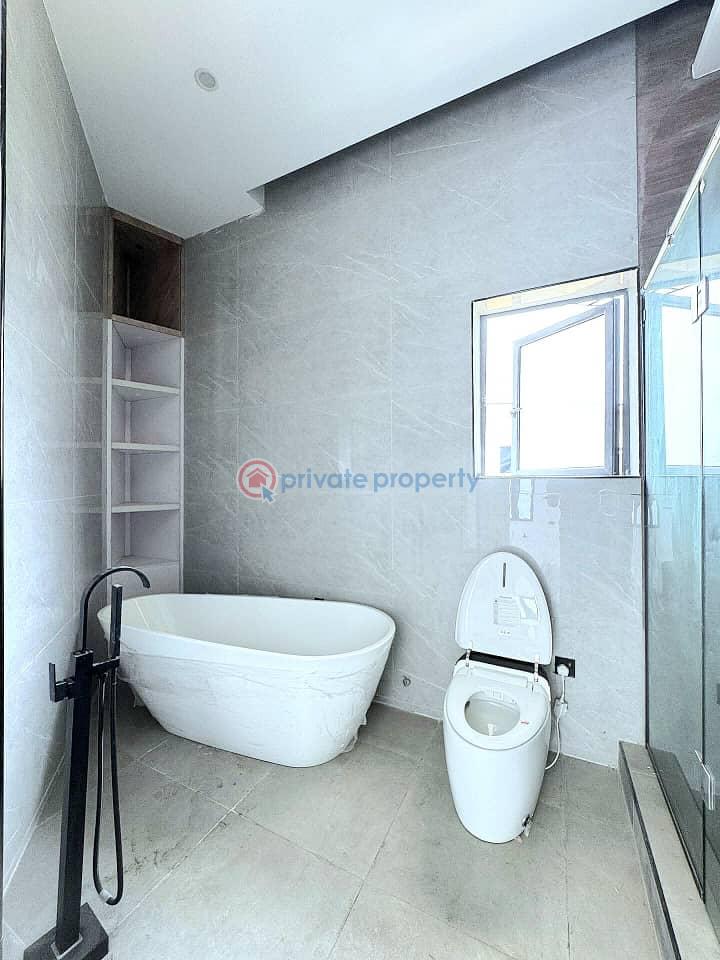 Luxury 5-bedroom  magnificent fully detached duplex - 14 5 bedroom Detached Duplex For Sale Lekki Phase 1 Lagos - 14