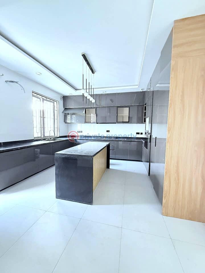 Luxury 5-bedroom  magnificent fully detached duplex - 8 5 bedroom Detached Duplex For Sale Lekki Phase 1 Lagos - 8