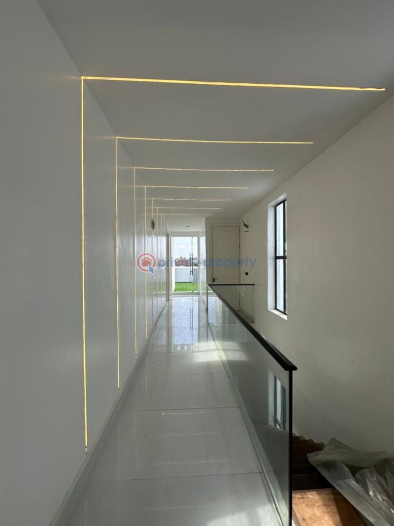 5 bedroom Duplex For Sale Off Freedom Way Lekki Phase 1 Lagos - 12