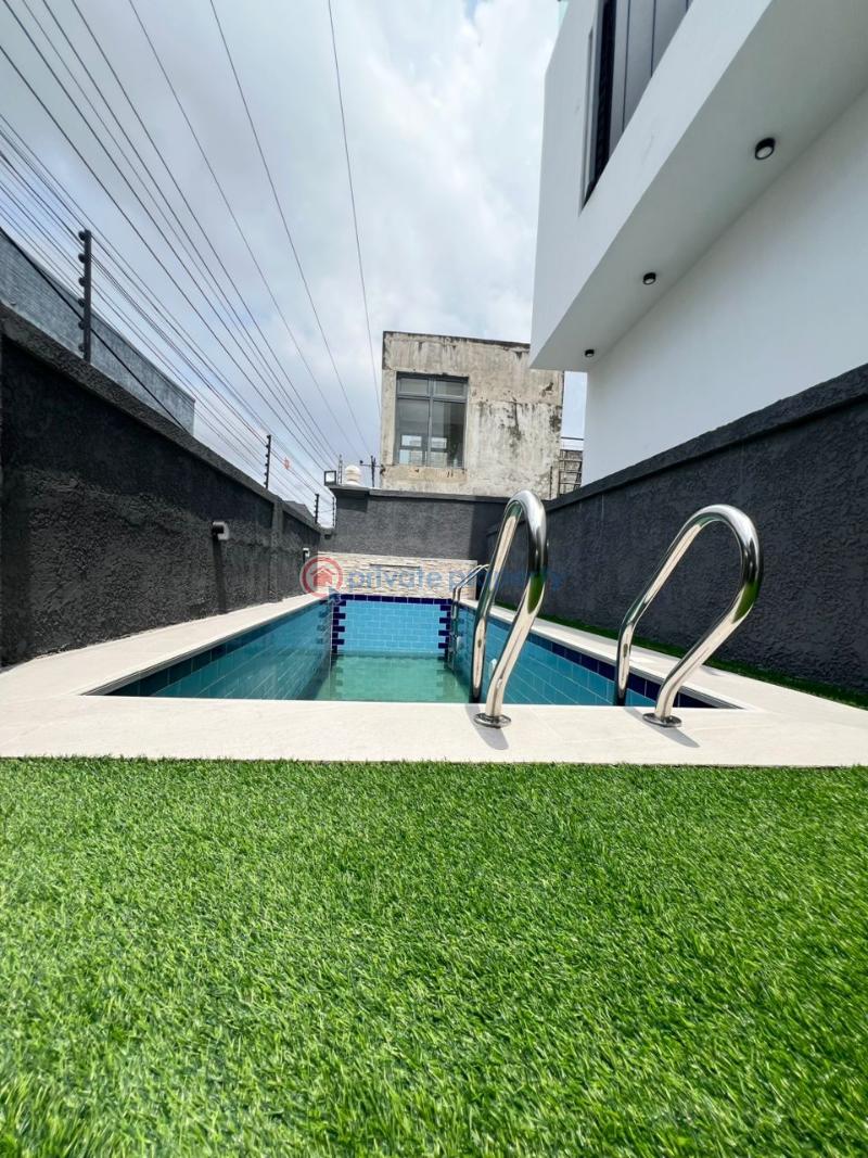 Luxury 5 bedroom rooftop terrace with pool in osapa lekki - 10 5 bedroom Terrace For Sale Osapa London Lekki Phase One Osapa Lekki Lagos - 10