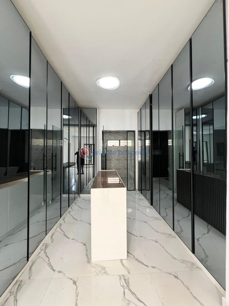 Luxury 5 bedroom rooftop terrace with pool in osapa lekki - 11 5 bedroom Terrace For Sale Osapa London Lekki Phase One Osapa Lekki Lagos - 11