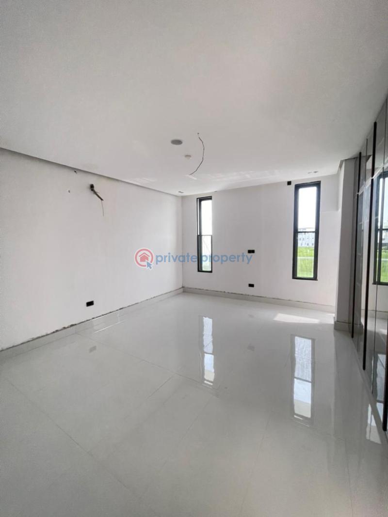 5 bedroom Detached Bungalow For Sale Ikate Elegushi Lekki Lagos - 3