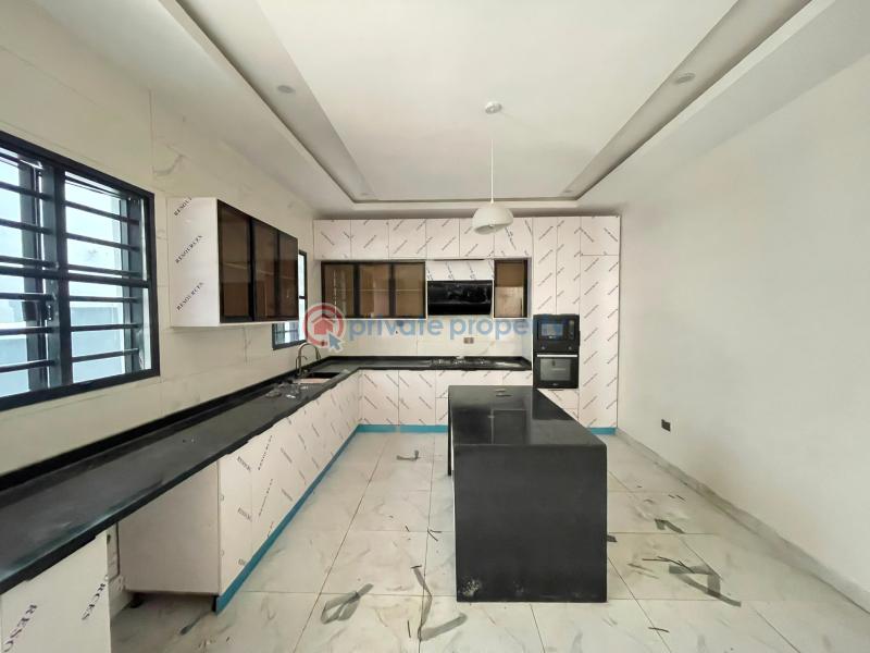5 bedroom Flat & Apartment For Sale Ogudu GRA Lagos - 3