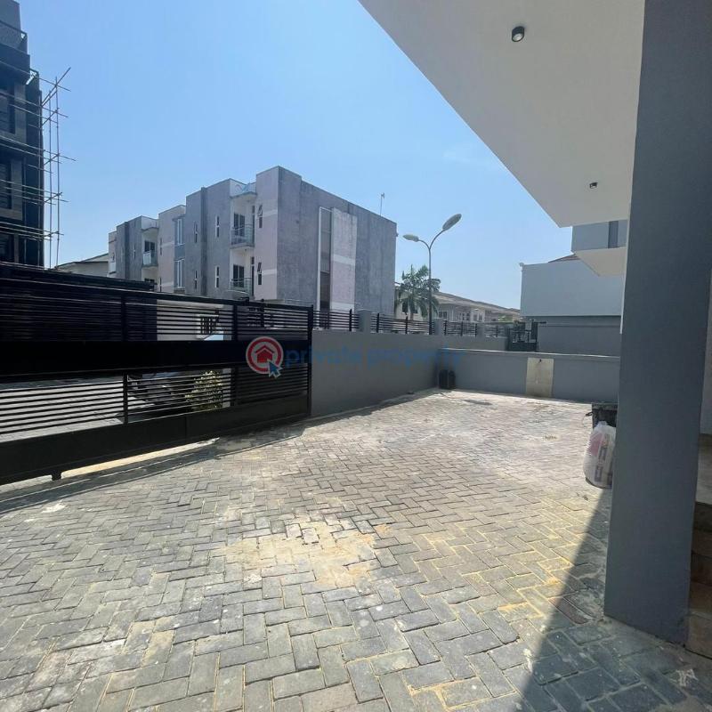 5 bedroom Semi detached Duplex For Sale Lekki Right, Lekki Phase 1 Lagos - 6