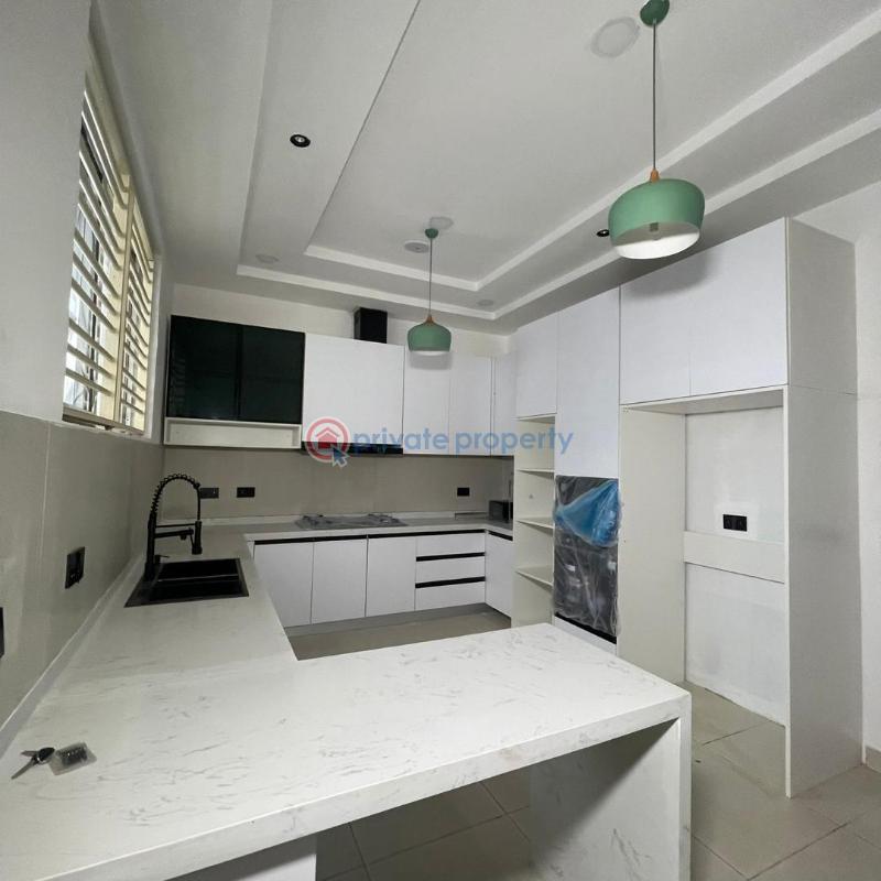 5 bedroom Semi detached Duplex For Sale Lekki Right, Lekki Phase 1 Lagos - 7