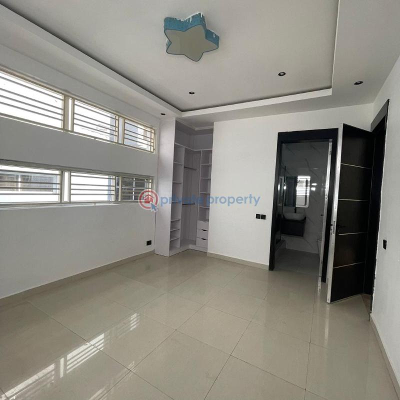 5 bedroom Semi detached Duplex For Sale Lekki Right, Lekki Phase 1 Lagos - 11